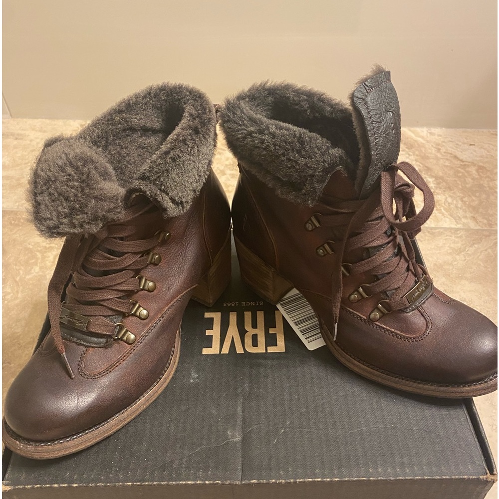 FRYE Vera Hiker Shearling dark chocolate leather boots 🥾